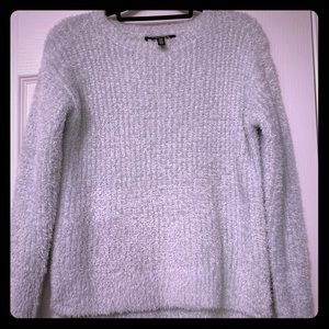 BRAND NEW ELLEN TRACY SWEATER